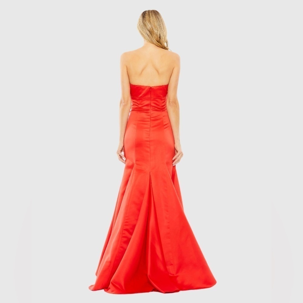 IEENA FOR MAC DUGGAL 49701 NWT
Red Strapless Bow Mermaid Gown - Picture 3 of 6